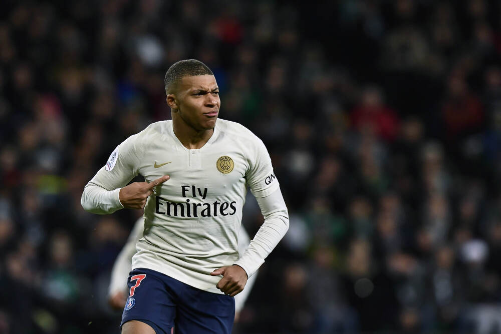 “伪研究”层出不穷，对于勉为其难的“学术工匠”当尽早分流｜封面评论